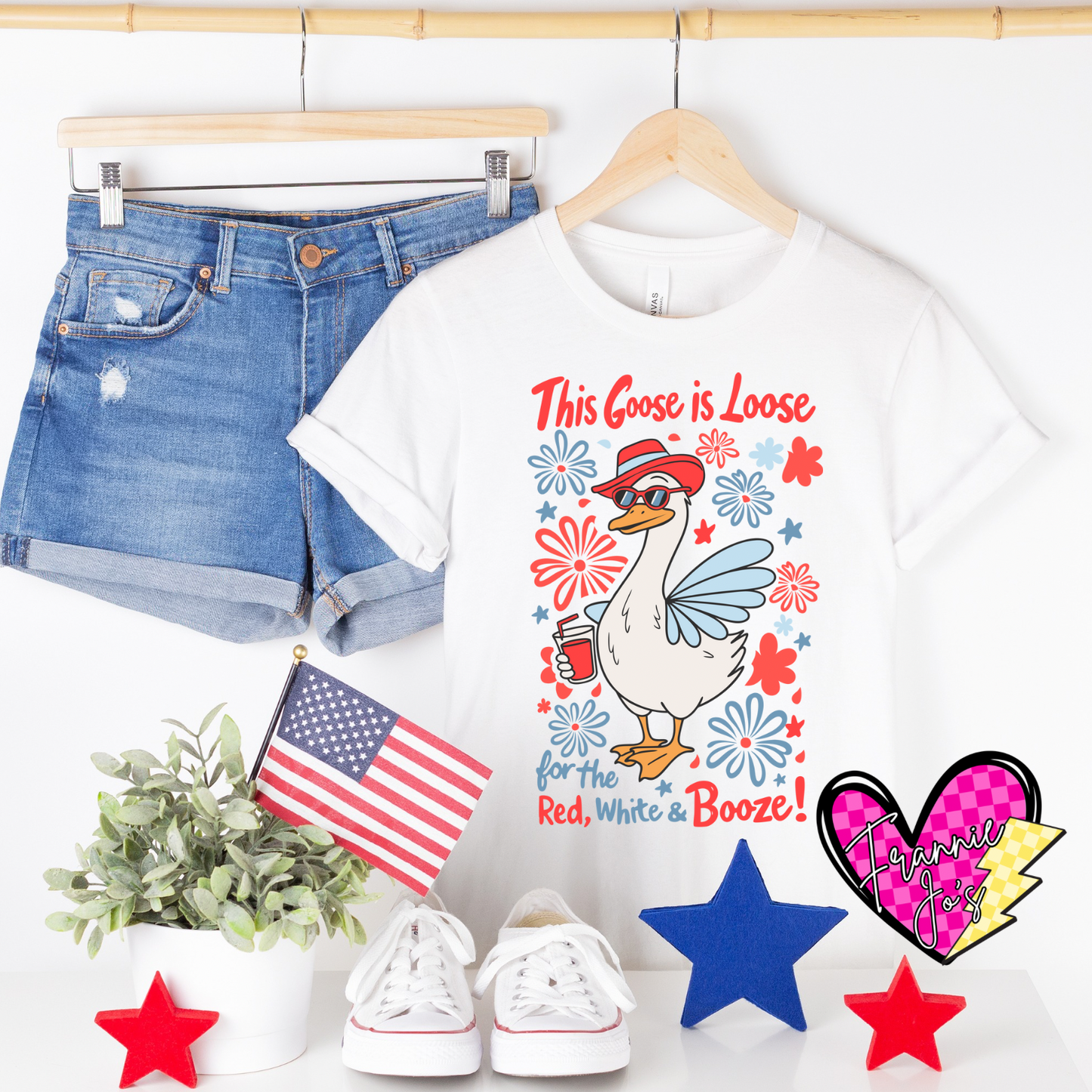 This goose is loose for the red white & booze (WS)