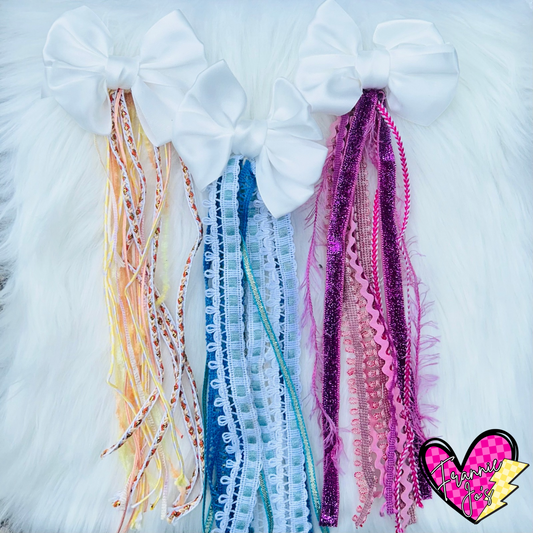 Ribbon tassel bow