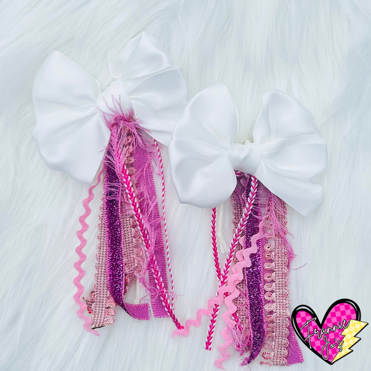 Pink ribbon tassel piggie set