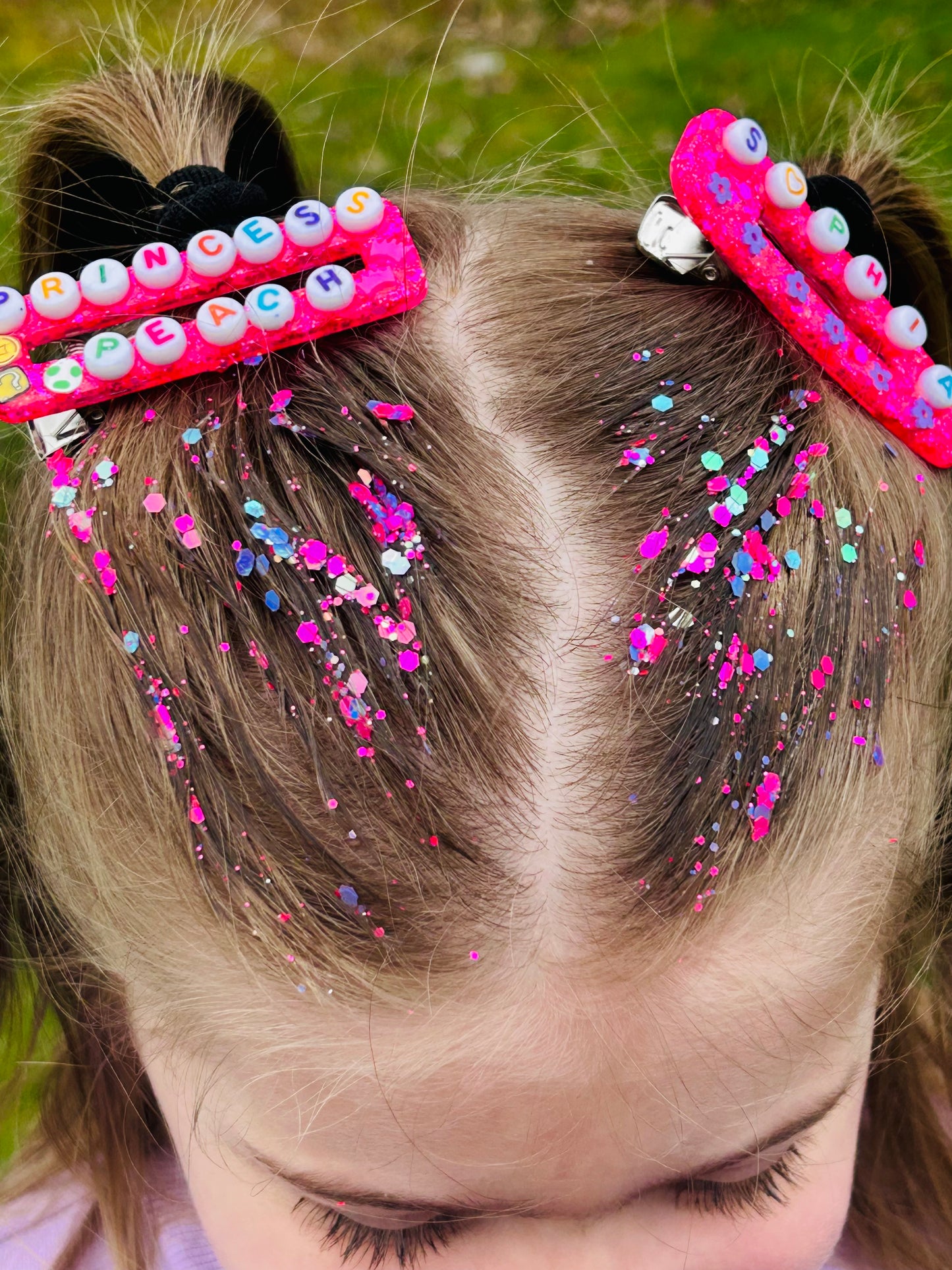 Sophia’s World hair glitter