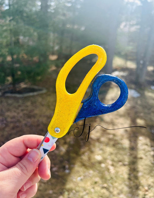 Custom glitter scissors